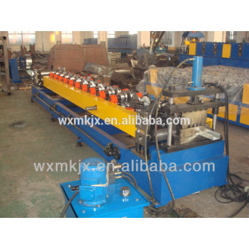 U Purlin Roll Forming Machine / Máquina formadora de rollos en frío